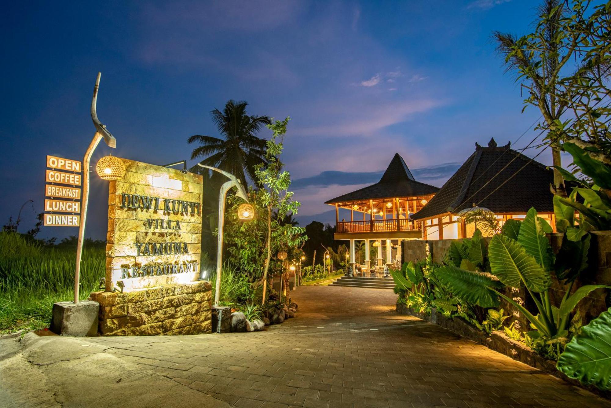 Dewi Kunti Villa Тегаллаланг Экстерьер фото
