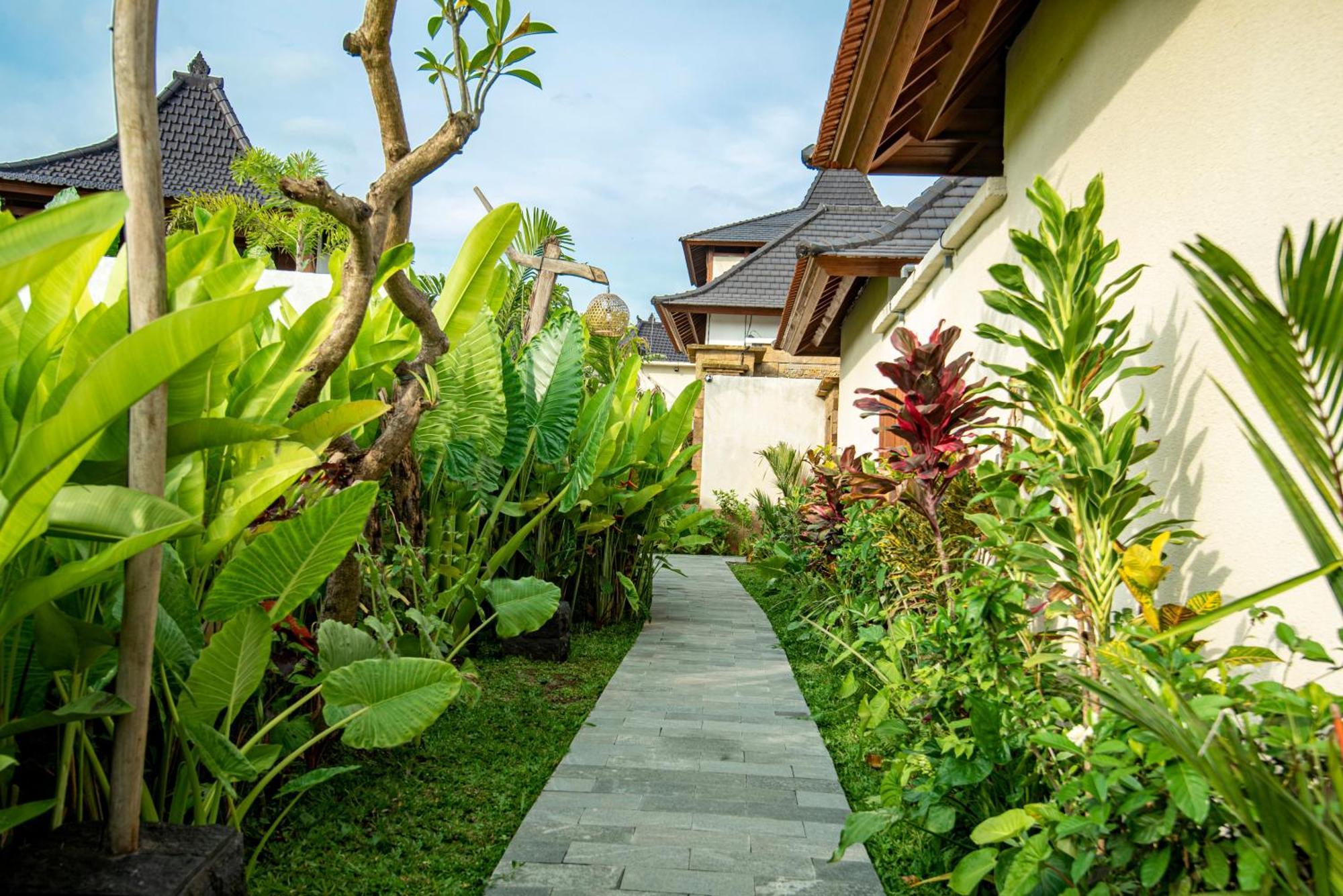 Dewi Kunti Villa Тегаллаланг Экстерьер фото